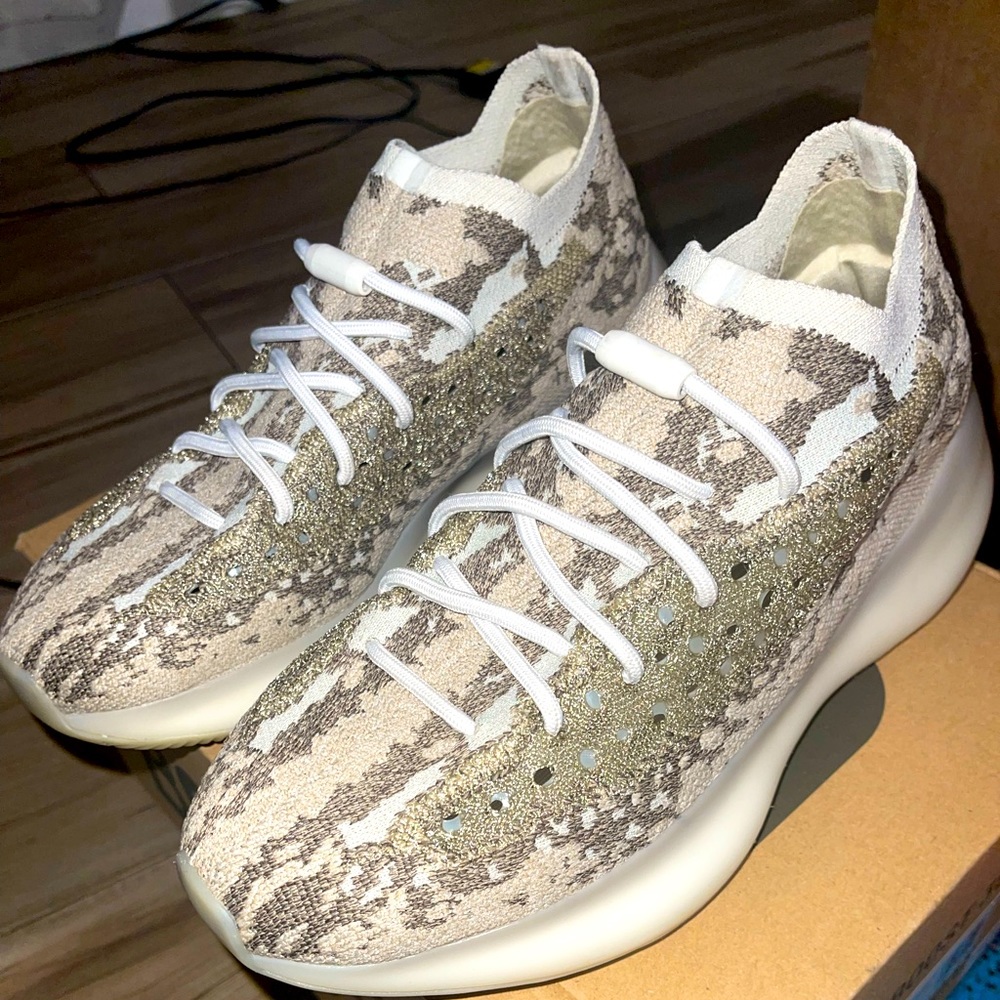 Yeezy boost 380